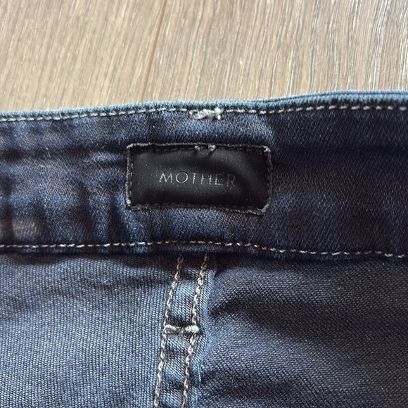 MOTHER High Waisted Looker Ankle Fray Jean Last Call Size 25 Dark Denim - Picture 5 of 12